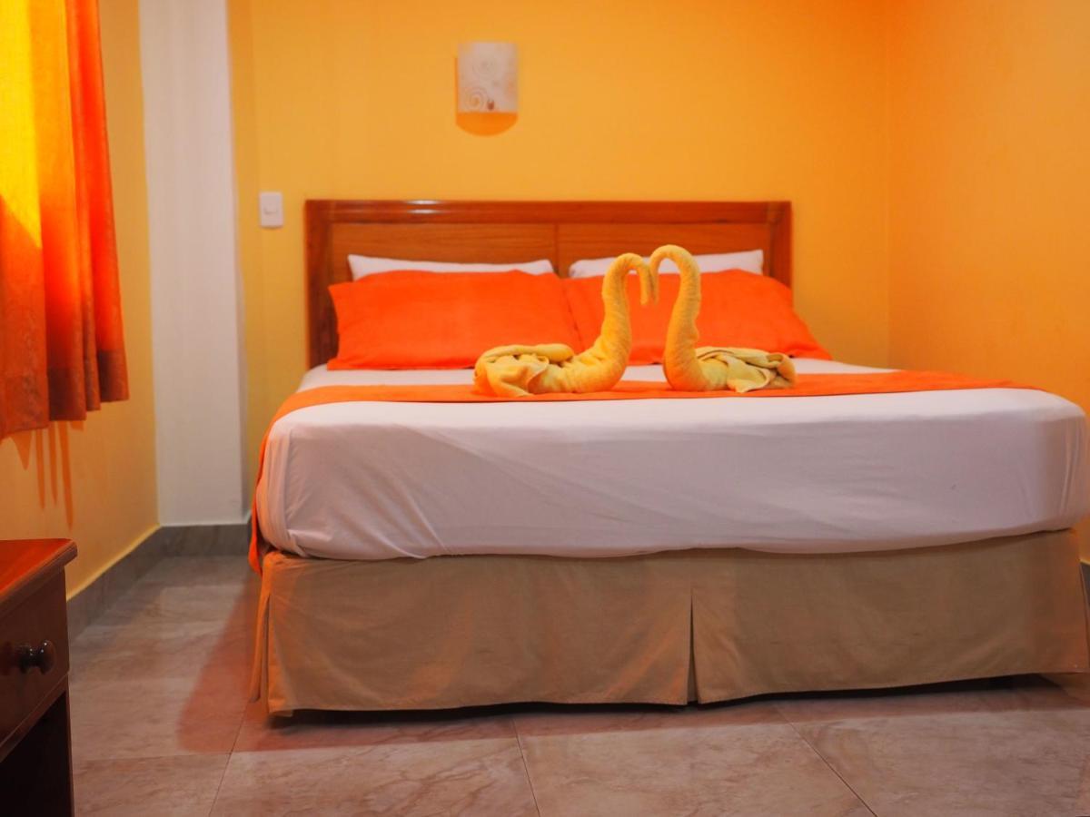 Hostal Espana Puerto Ayora  Exteriér fotografie