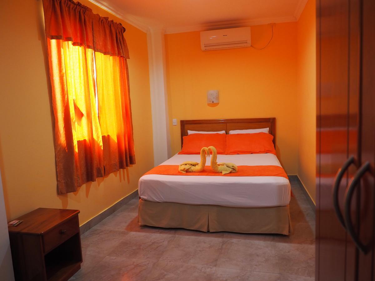 Hostal Espana Puerto Ayora  Exteriér fotografie
