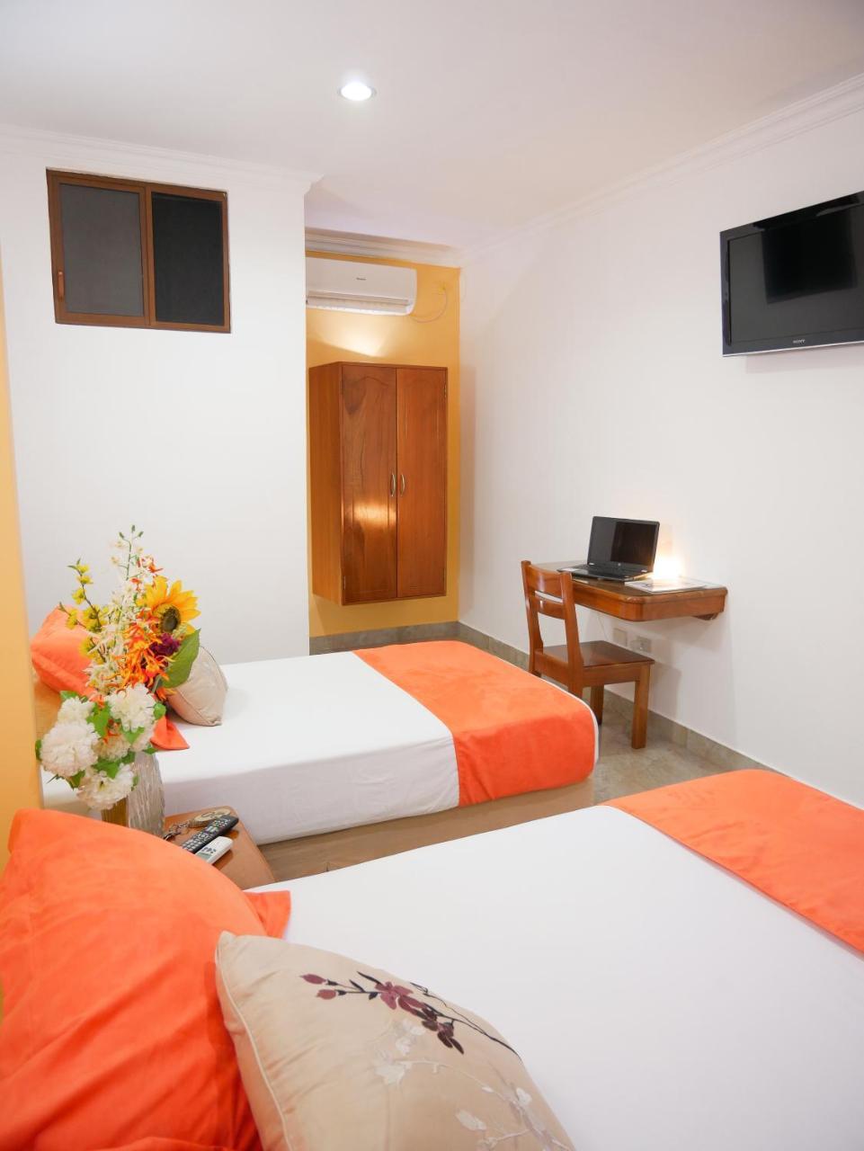 Hostal Espana Puerto Ayora  Exteriér fotografie
